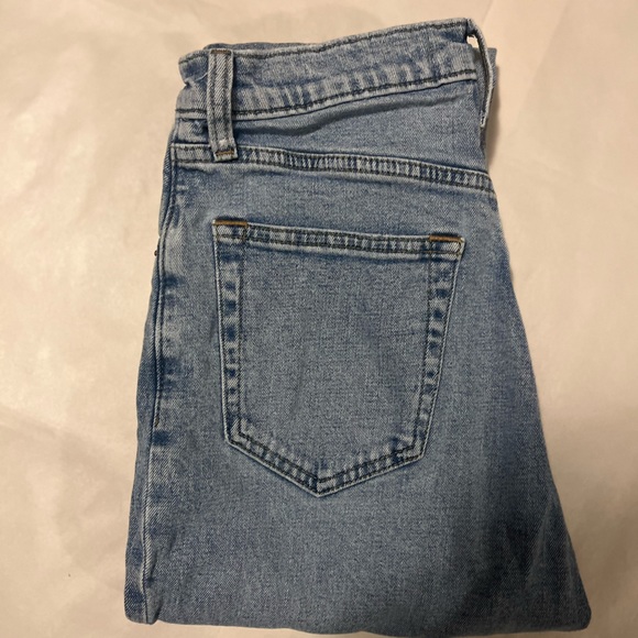 Abercrombie & Fitch Straight Leg Jeans - Picture 2 of 3